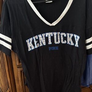 PINK Victoria's Secret Black V-Neck Tee with Kentucky Design